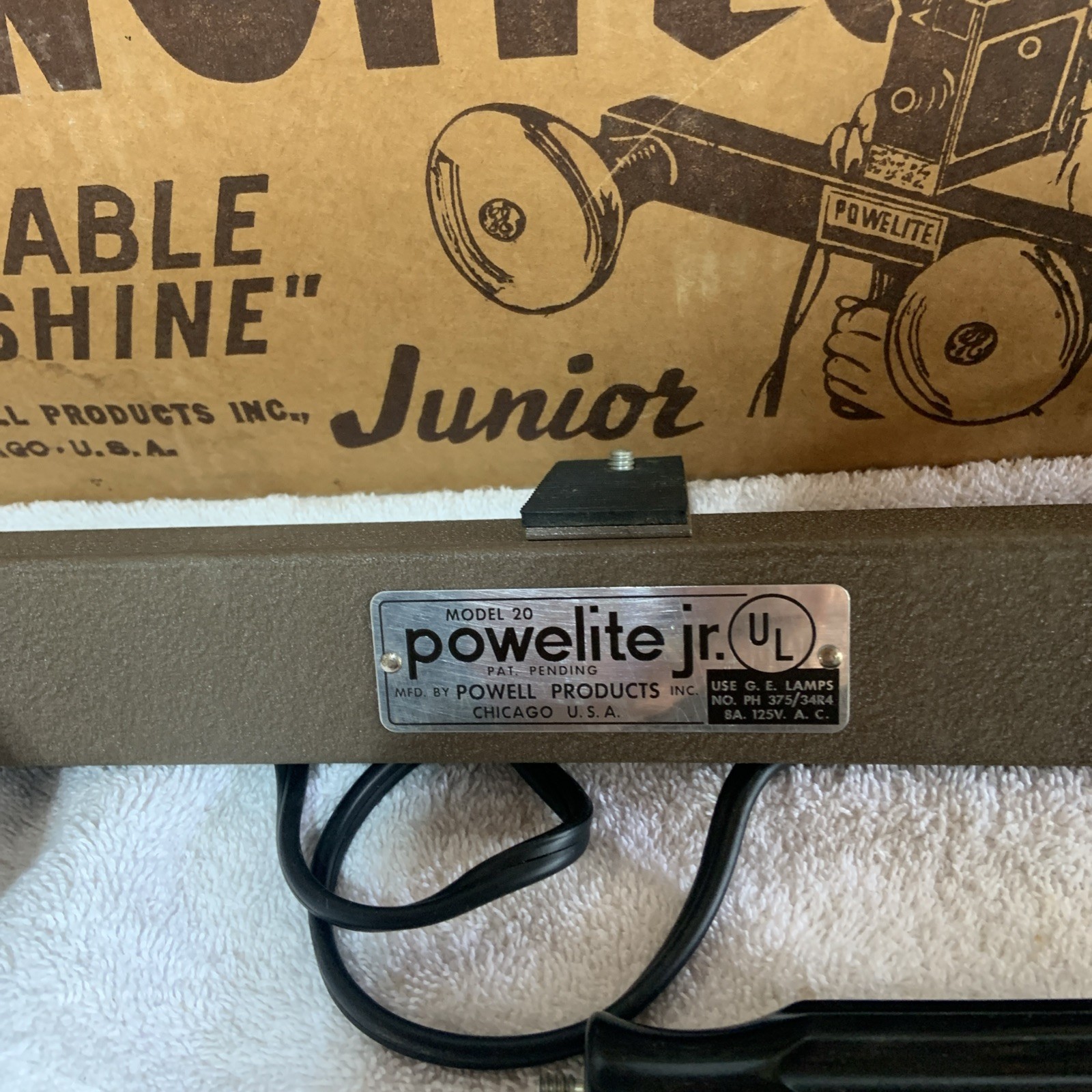 Vintage Powelite Jr 2 Lamp Movie Light Bar w Handle – Tested – Powell Products