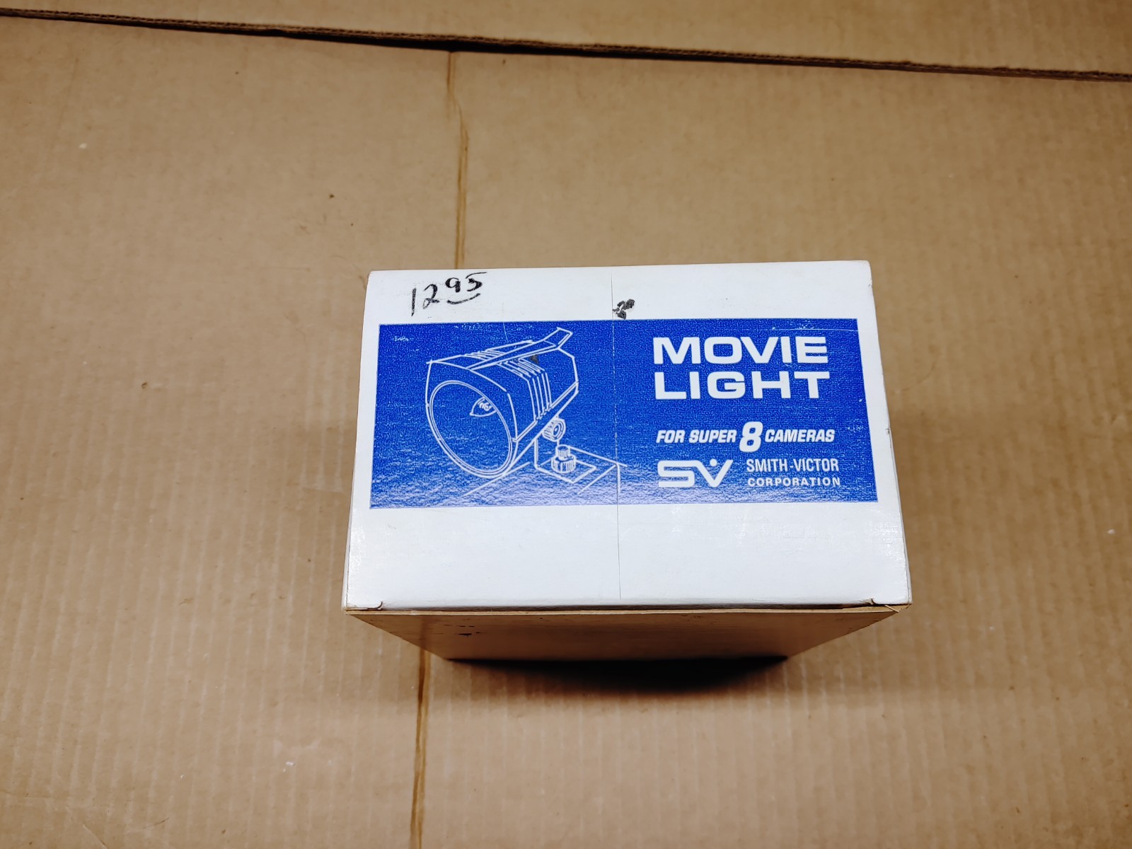 SV Smith Victor Movie Light Super 8 Camera Q1U Brand New!! In Original packaging
