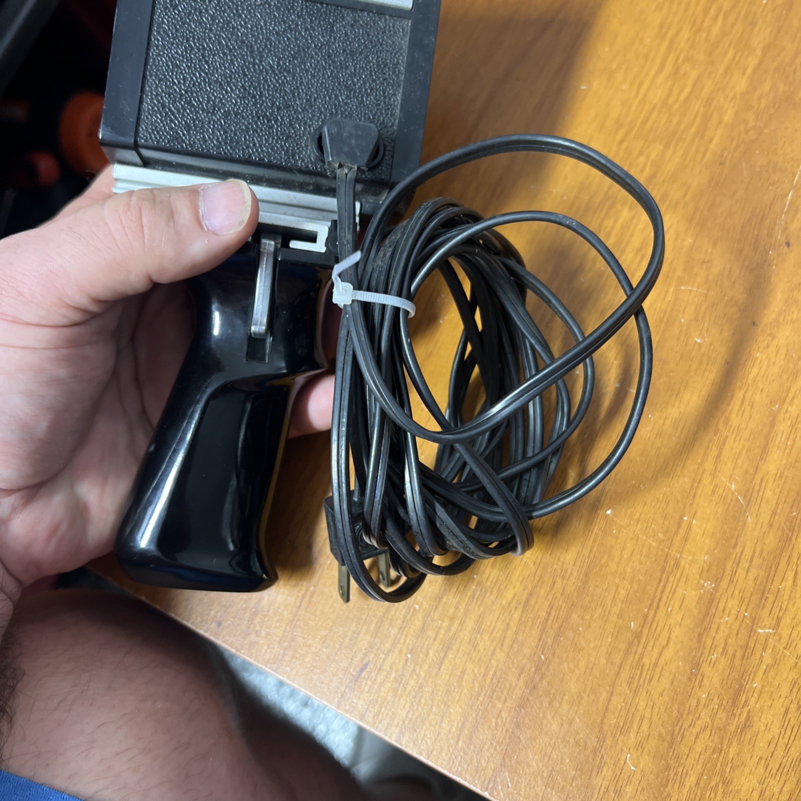 Honeywell Strobonar 400 Shoe Mount Flash W/Out Sync Cord Inc Power Cord- Vintage