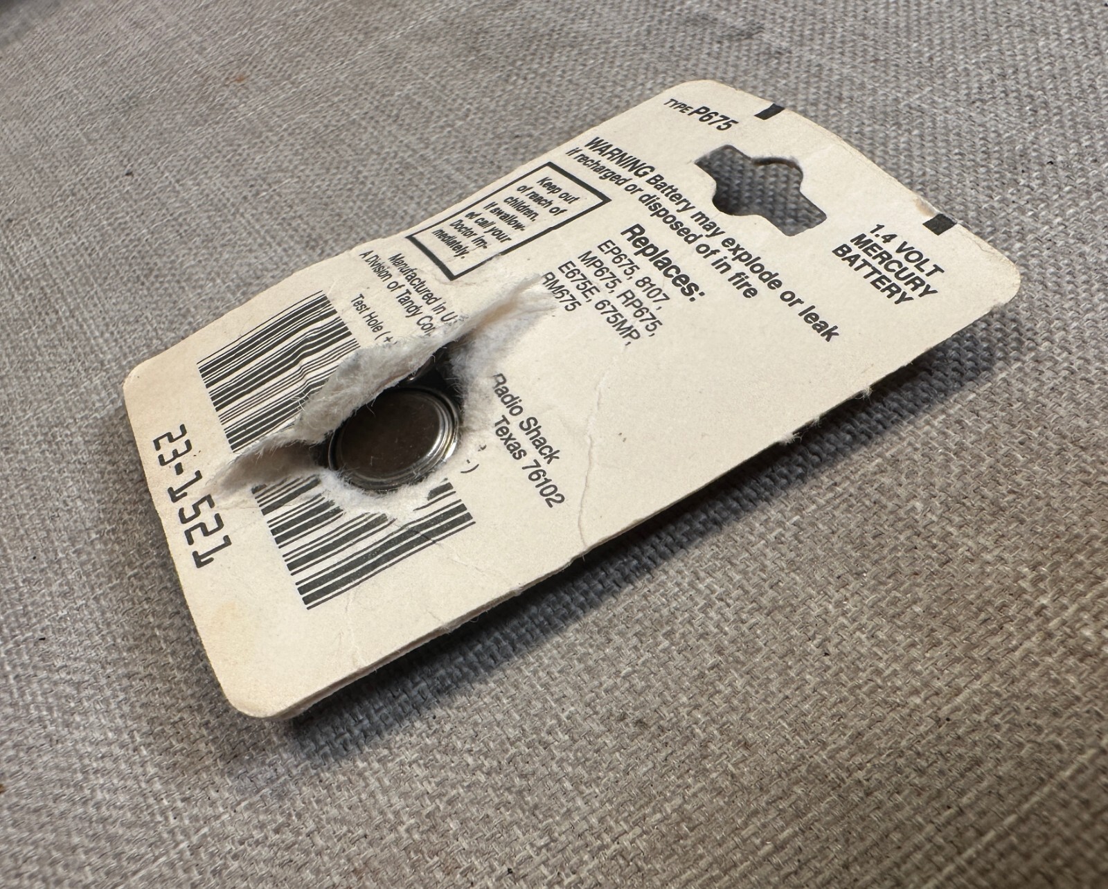 2-Vintage Mercury Batteries Radio Shack Enercell P675 – 23-1521 – Not quite dead
