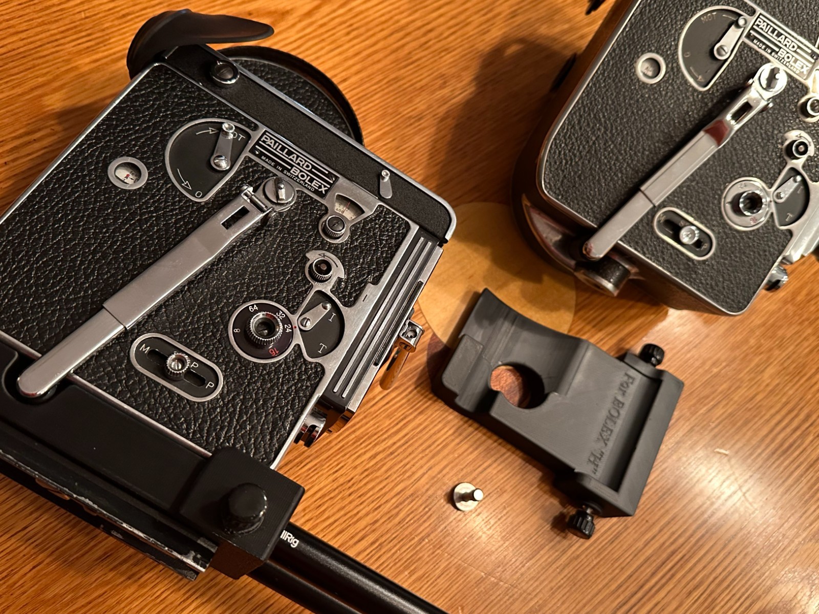 Bolex Saddle for 15mm Rods 60mm on Center – for “REX1 2 or 3” Round Base Cameras