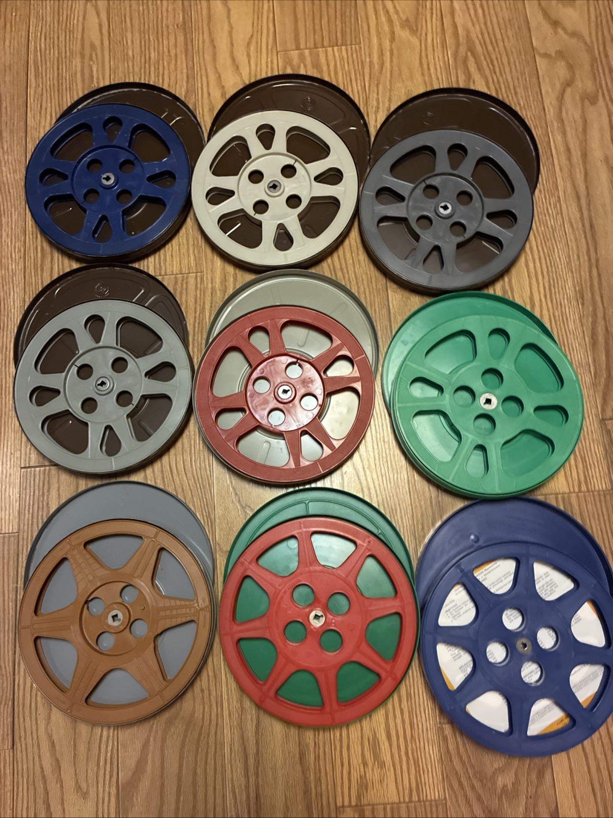 Lot Of 9 GOLDBERG BROS TAYLOREEL Empty Steel & Plastic 10.5 Film Reels & Cans