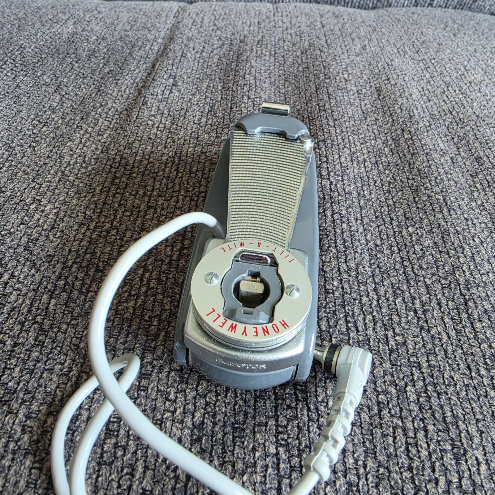 Vintage Camera Honeywell Tilt-A-Mite Flash Unit w/Case – Untested