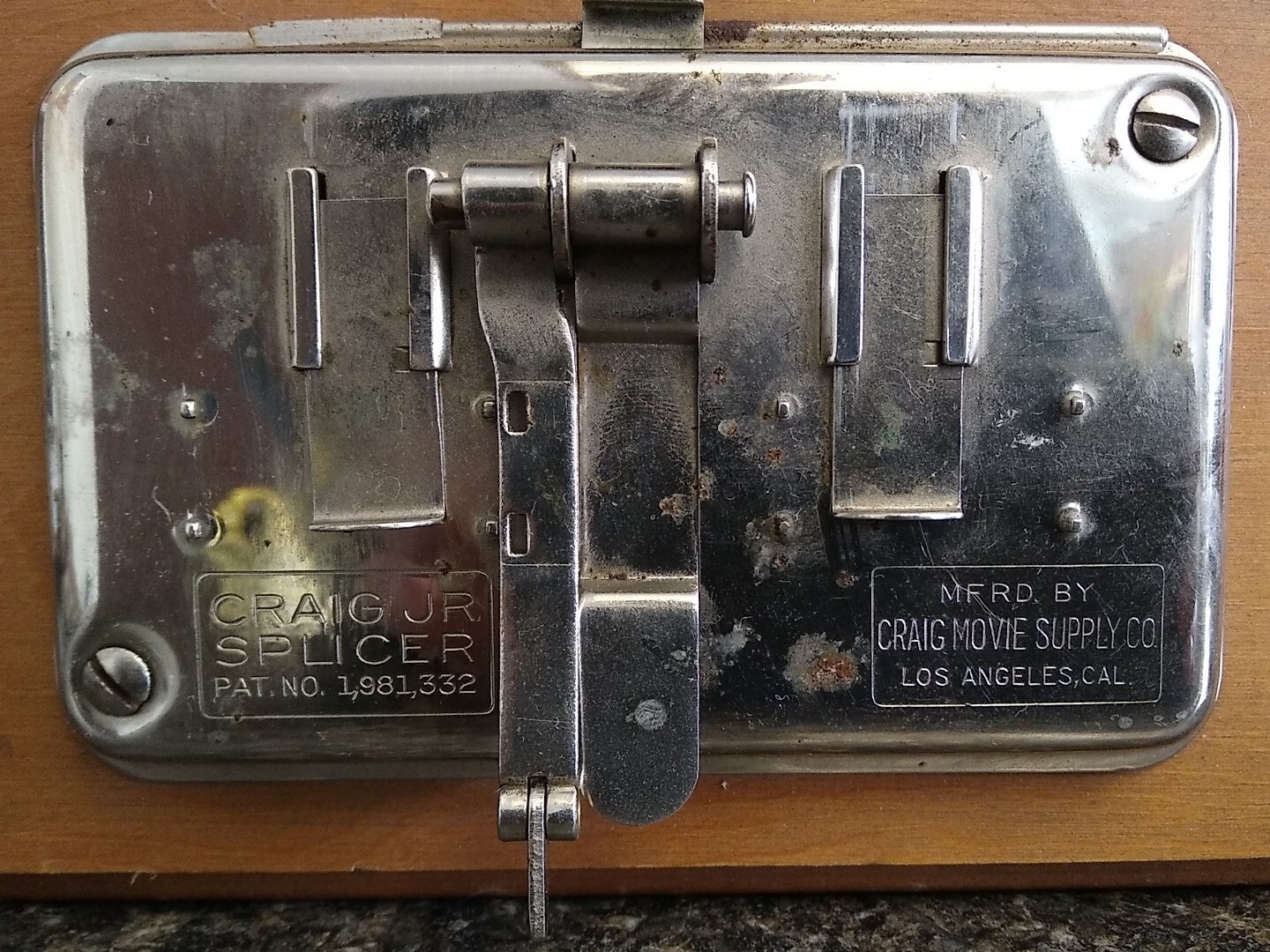 CRAIG JR. SPLICER with 2 CRAIG REWIND SPINDLES and Mounting Board