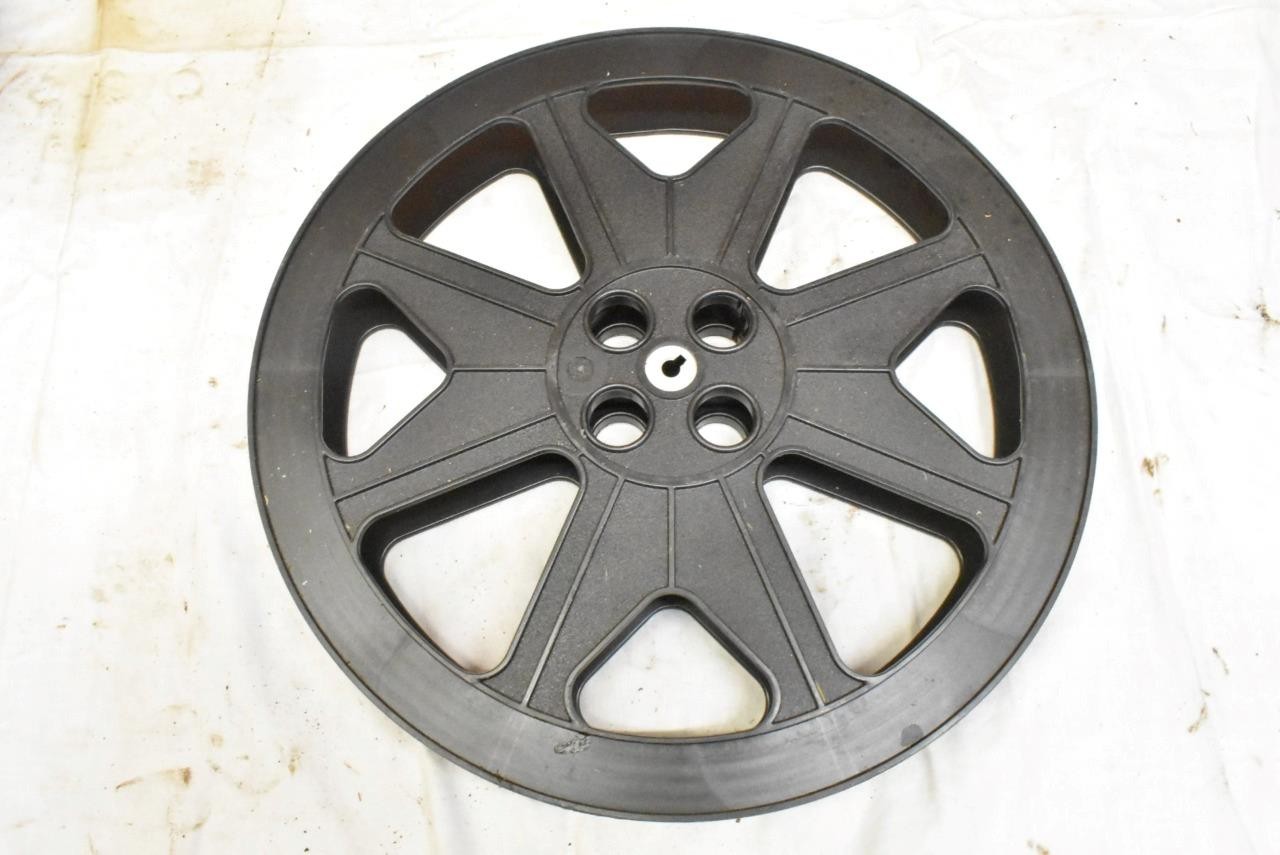 Lot of 8 Vintage Hollywood Film 35 mm Movie Theater Film Reels 14.5″
