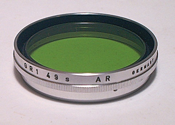 VOIGTLANDER PROMINENT 306/49 GR1 GREEN 49MM SCREW ON METAL FILTER – UNUSED CLEAN