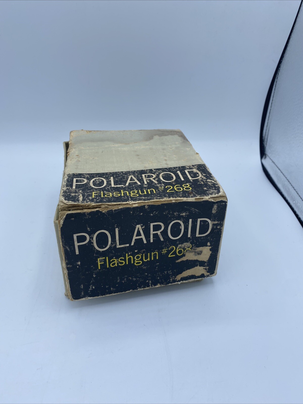 Vintage Polariod Flash Gun #268 – In the Original Box With Spare. Light Bulbs