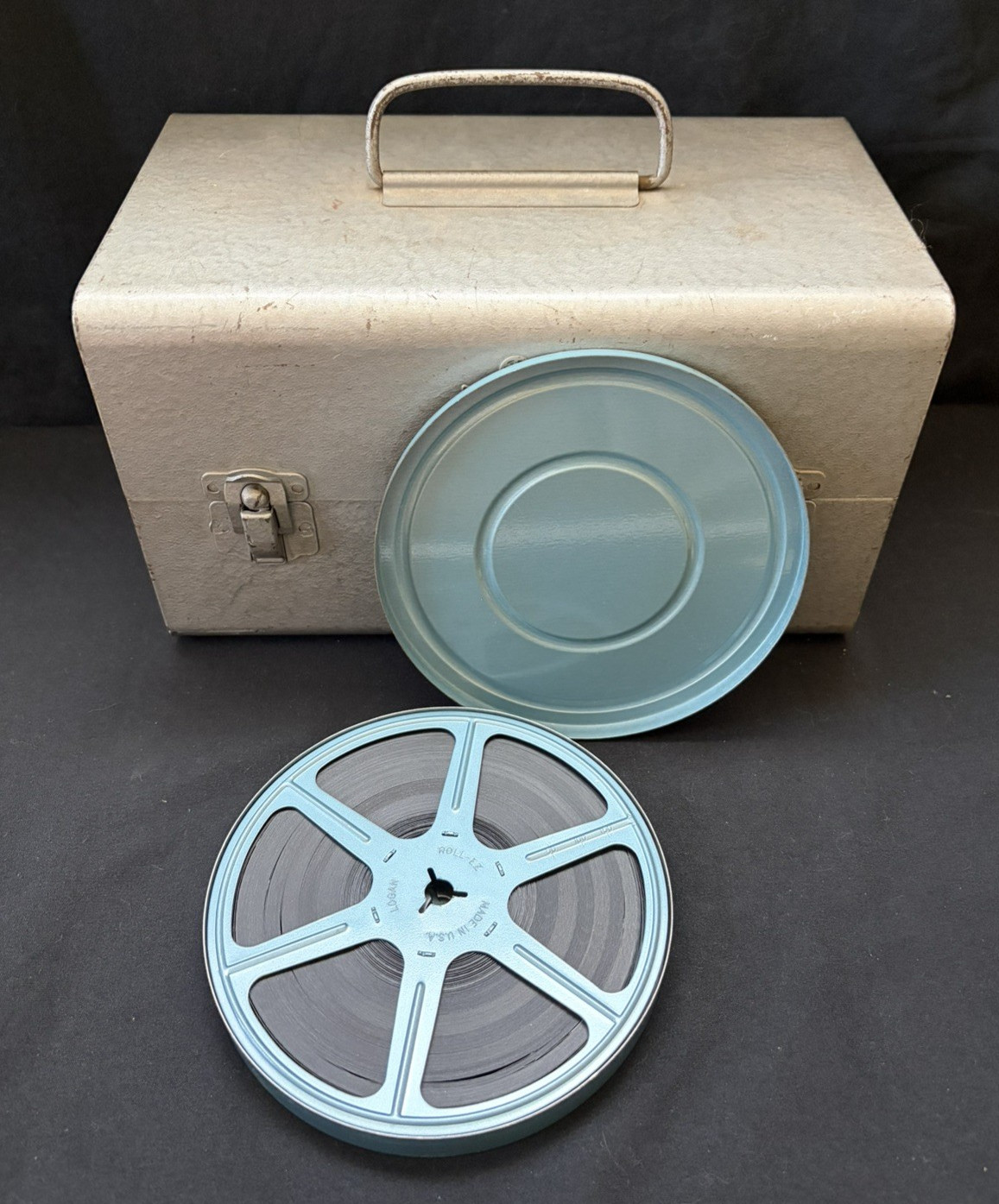 Vtg. 8mm Film Brumberger Metal Carrying Case Holds 5 in Reels + 1 home movie