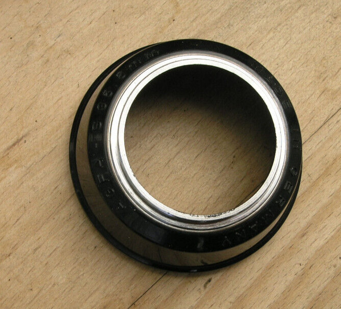 E35.5 35.5mm screw in lens hood shade lightweight original Agfa