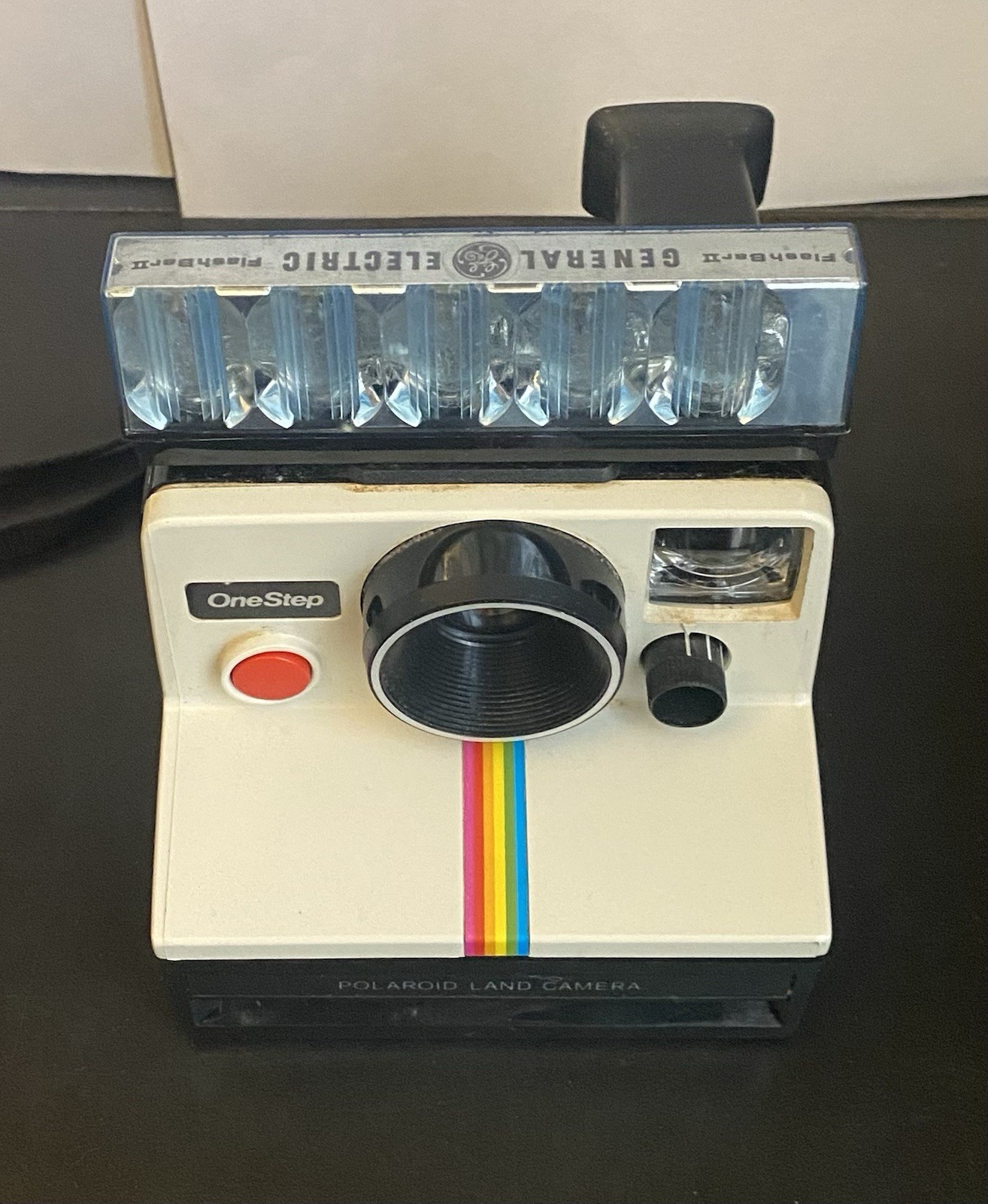Polaroid OneStep Rainbow Stripe Instant Land Camera w Bulbs Pre-Owned Not Tested