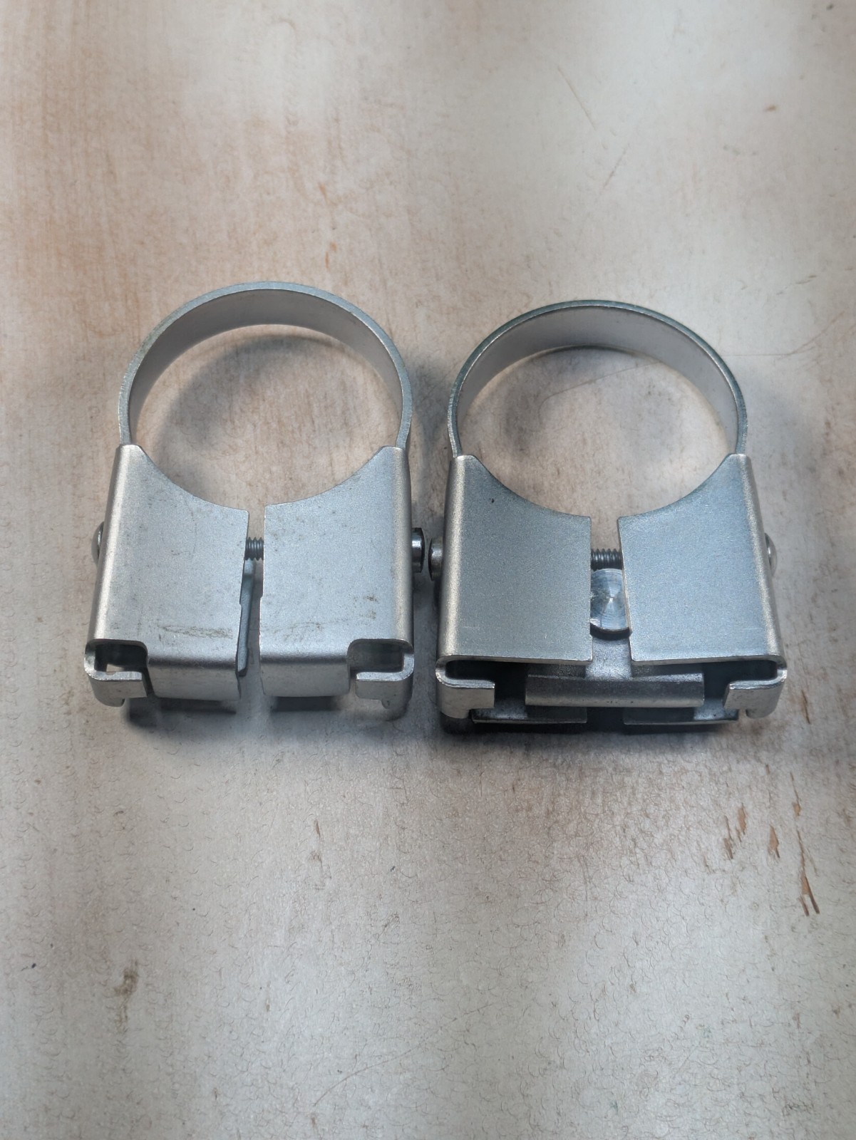 Graflex Flash Bracket Clamps Set/Pair