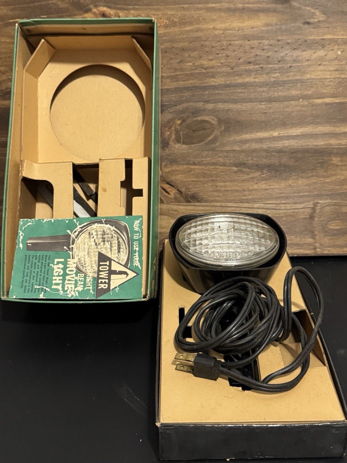 Vintage Bright Beam Movie Light by Tower Sears Roebuck– Model 8840 -Original Box