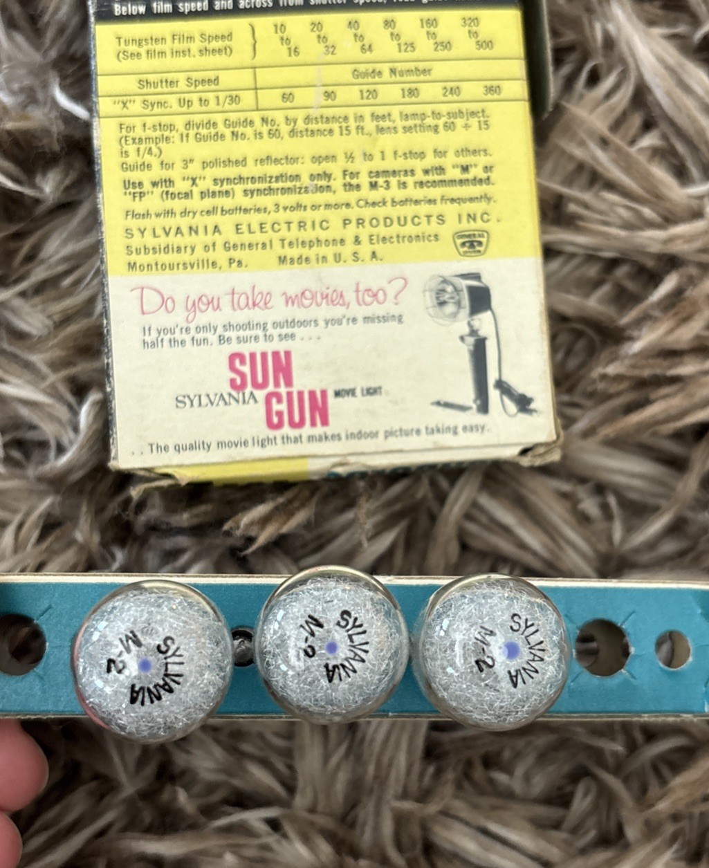 Vintage Sylvania Flashbulbs Blue Dot M2 9 Unused New Bulbs Camera Flash