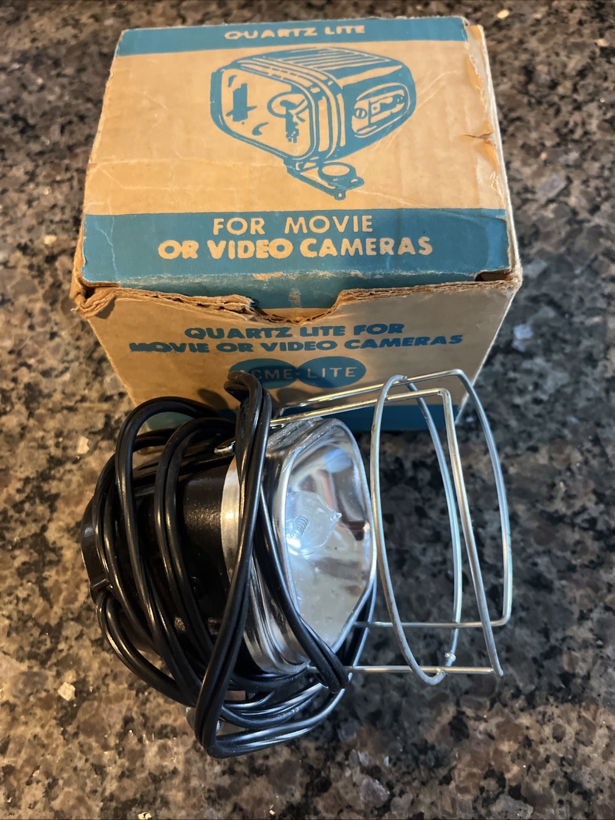 Vintage Cameralite 709 Acme-Lite Movie Camera Light for Super 8 Cameras