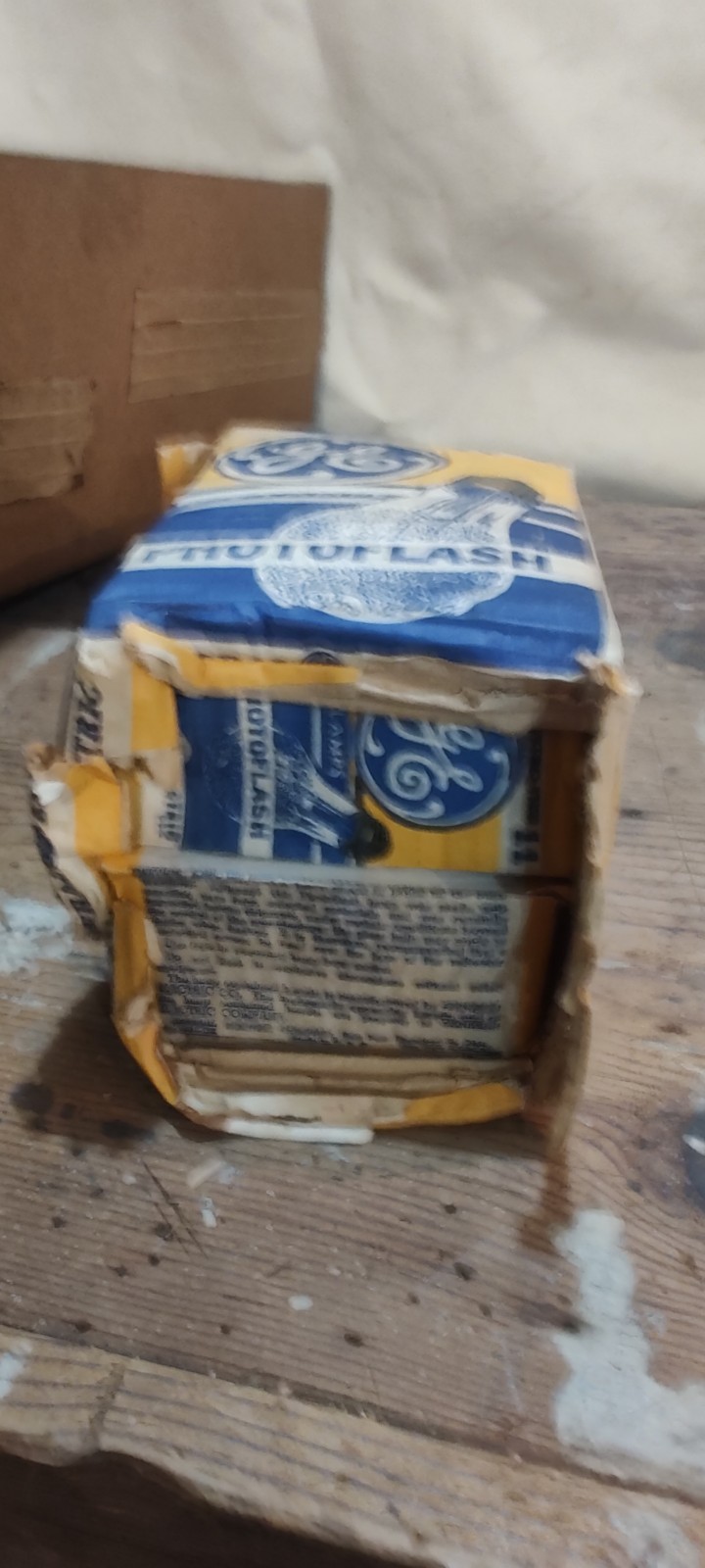 NOS Vintage GE General Electric Photoflash 11 Flash Bulb Total (6)