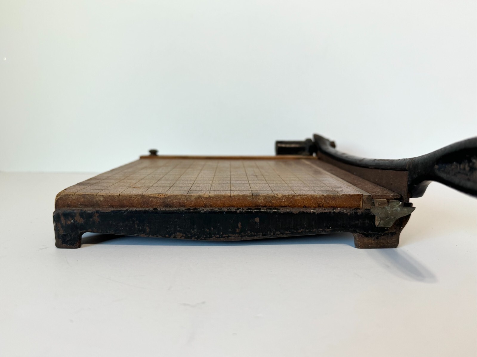 VTG 1900s No. 2 Eastman Kodak Wood & Cast Iron Trimming Board 8.75″ L