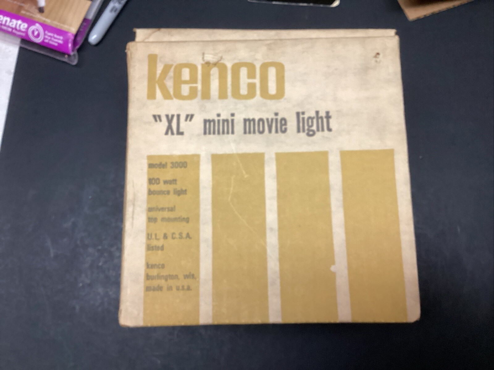 VINTAGE Kenco SUPER 8 SEALED BEAM MOVIE LIGHT MODEL 875-N UNIVERSAL TOP MOUNT