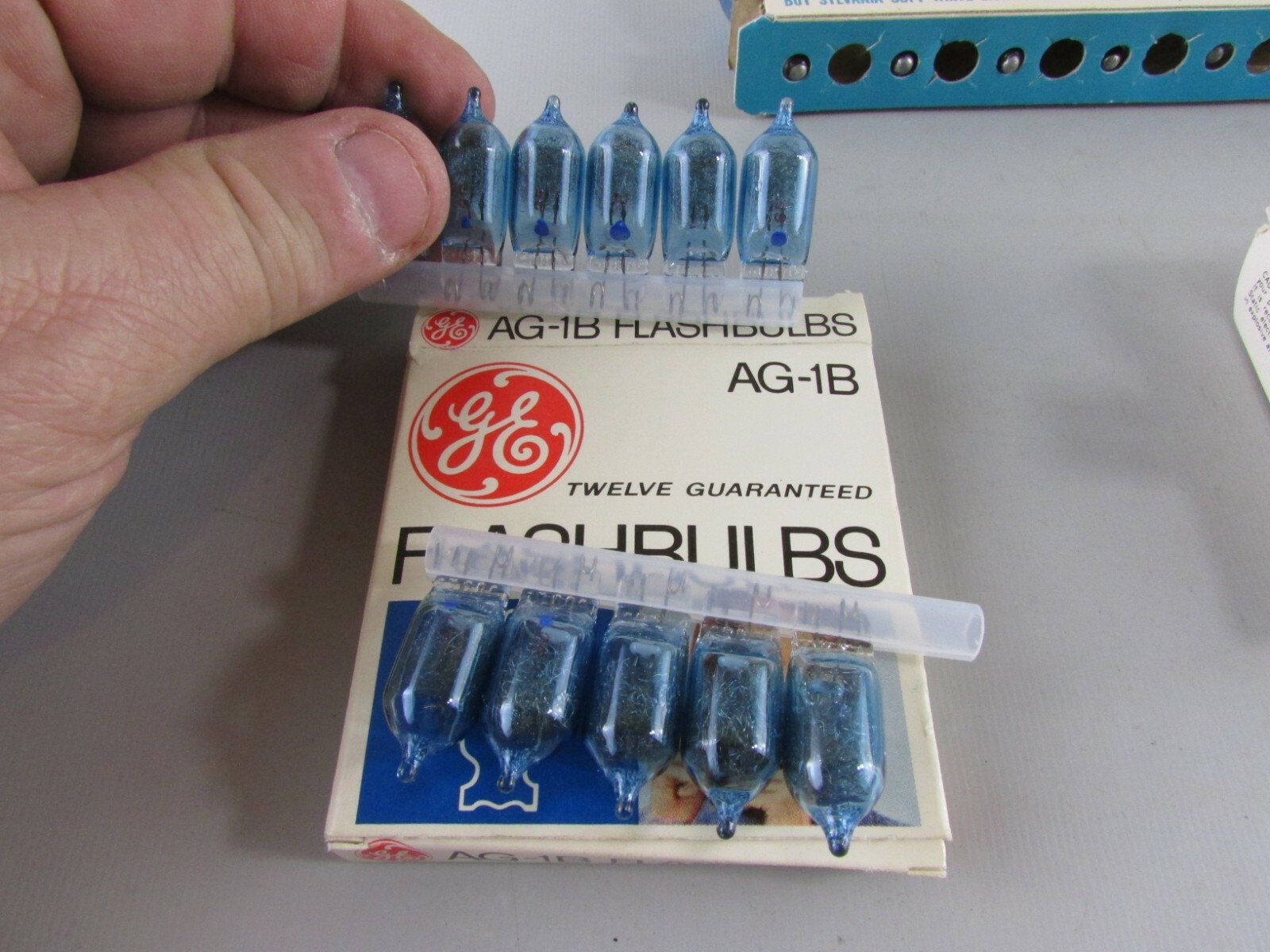Flash Bulbs cubes sticks AG-1B M3 #5 MIXED LOT 52 Vtg