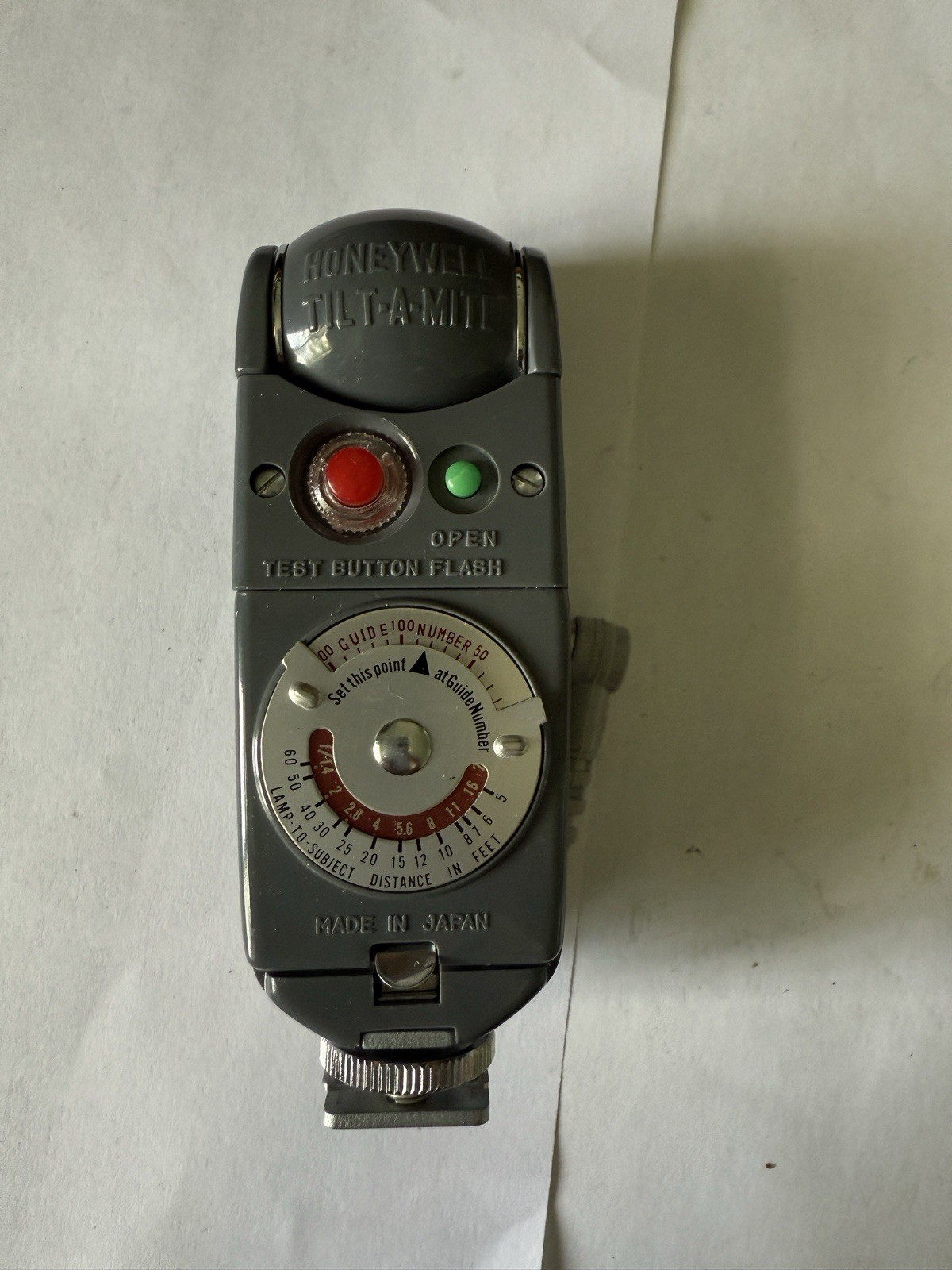 Honeywell Tilt-A-Mite Camera Flash Unit with Capacitor, Collapsible Fan Style