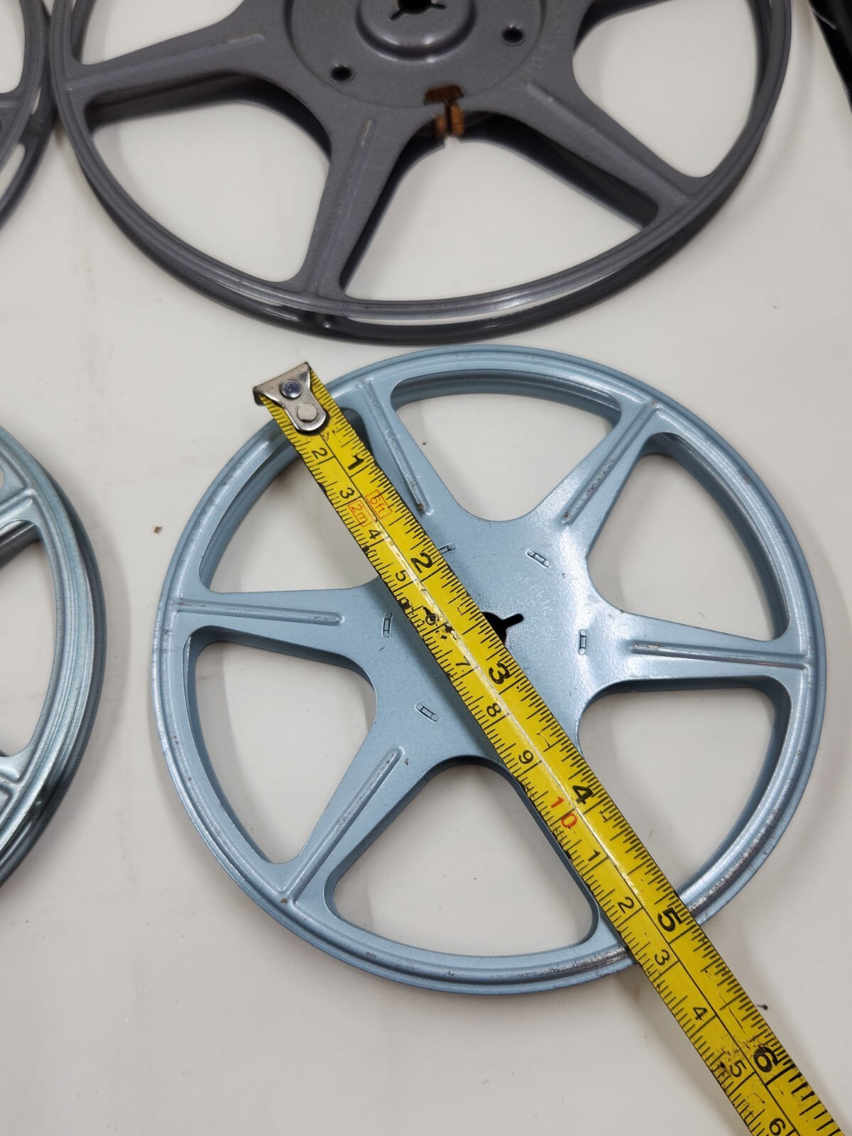 Lot of 4pcs Vintage 8mm Metal Reel 5″ 6″ 7″
