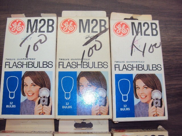 3 Packages Vintage GE NOS Flashbulbs M2B – 36 bulbs