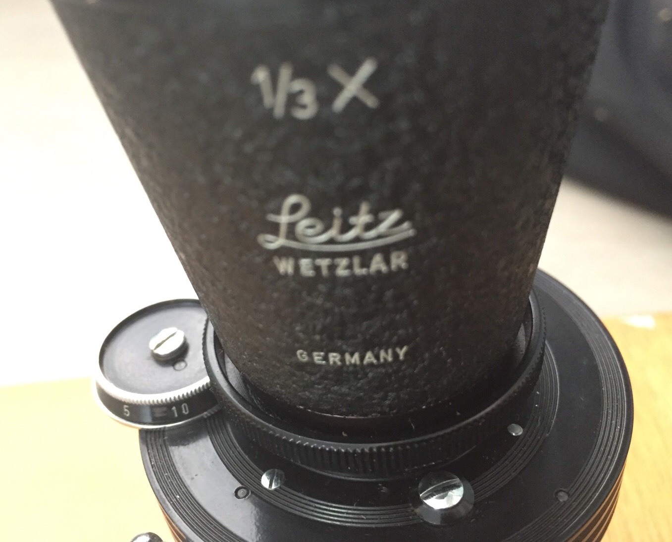 LEITZ MIKAS Screw mount MICROSCOPE adaptor Relay lens 1/3X Micro-Ibsor, CASE
