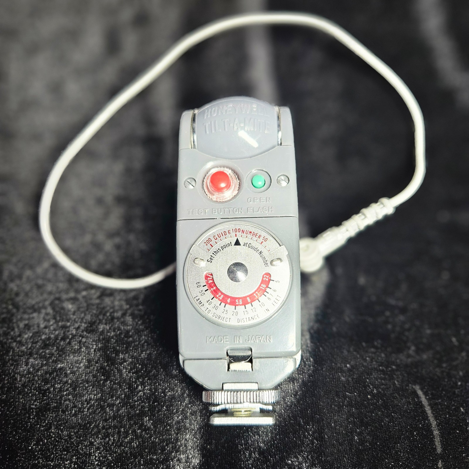 Vintage Camera Honeywell Tilt-A-Mite Flash Unit