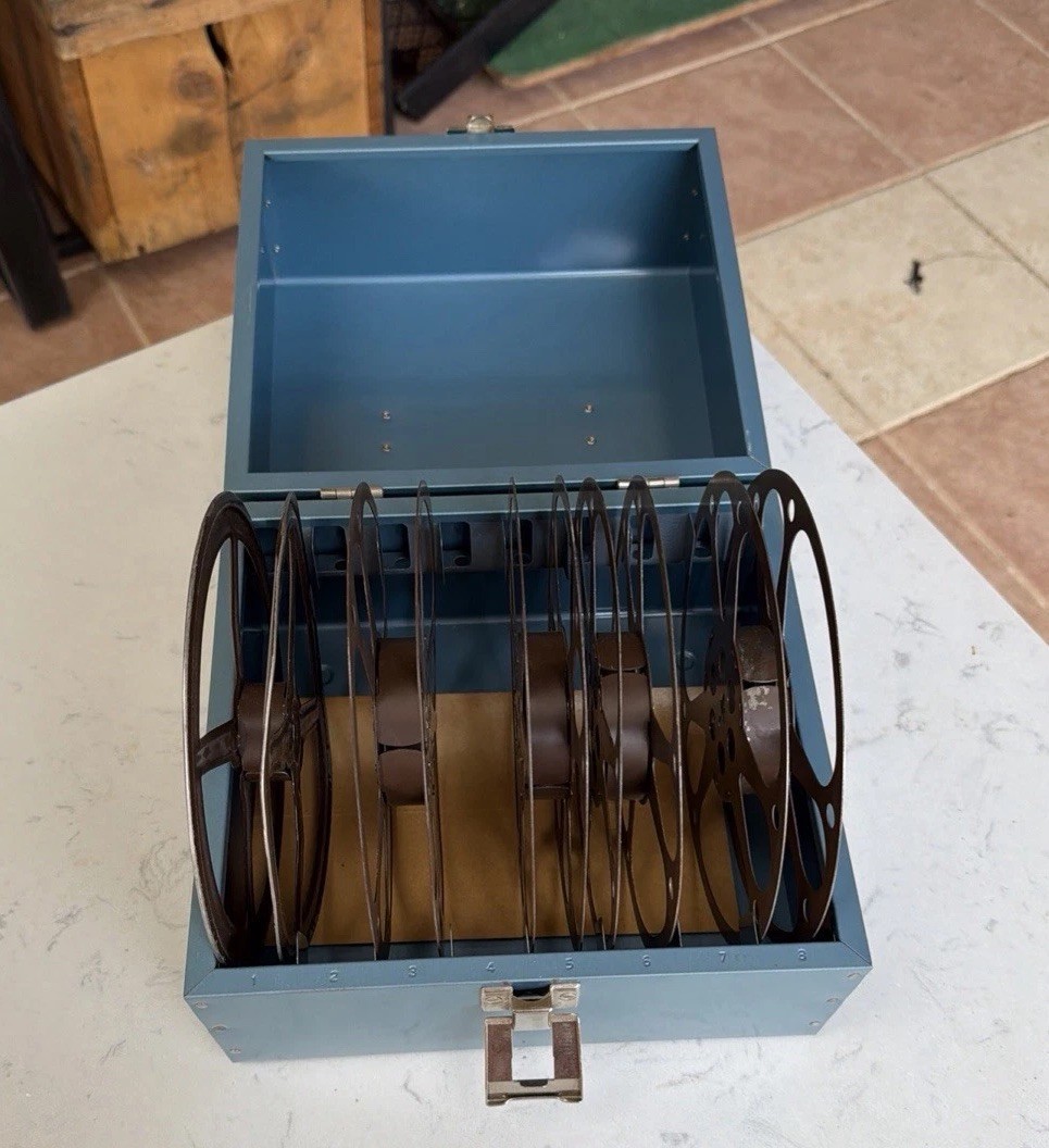 VTG Bruce 8mm Metal Capacity Movie Case Carrier Holder with 5 Metal Reels
