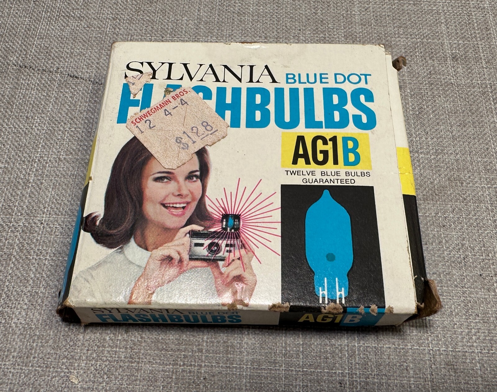 Sylvania blue dot flash bulbs – AG1B – 12 count Box. FREE SHIPPING!