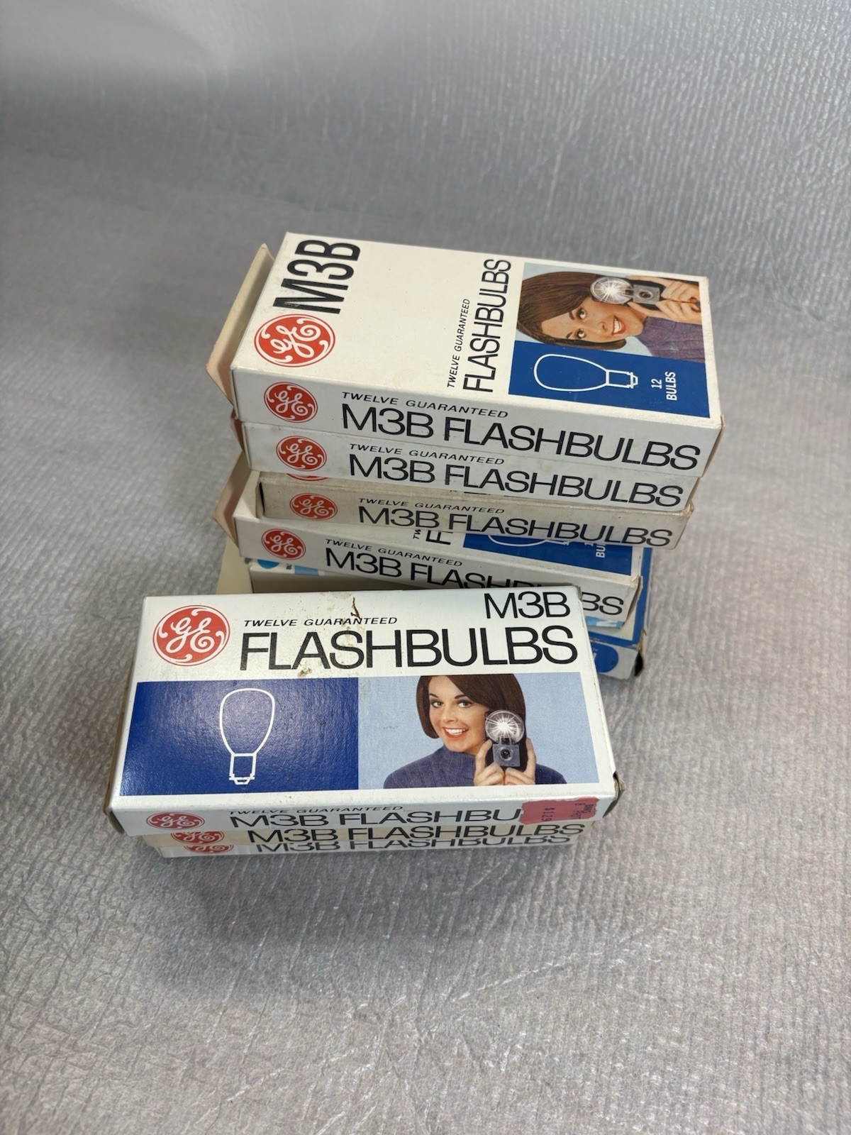 Sylvania GE Sears M3B Flashbulbs Vintage Box of 12 Blue Bulbs NOS New Bulbs