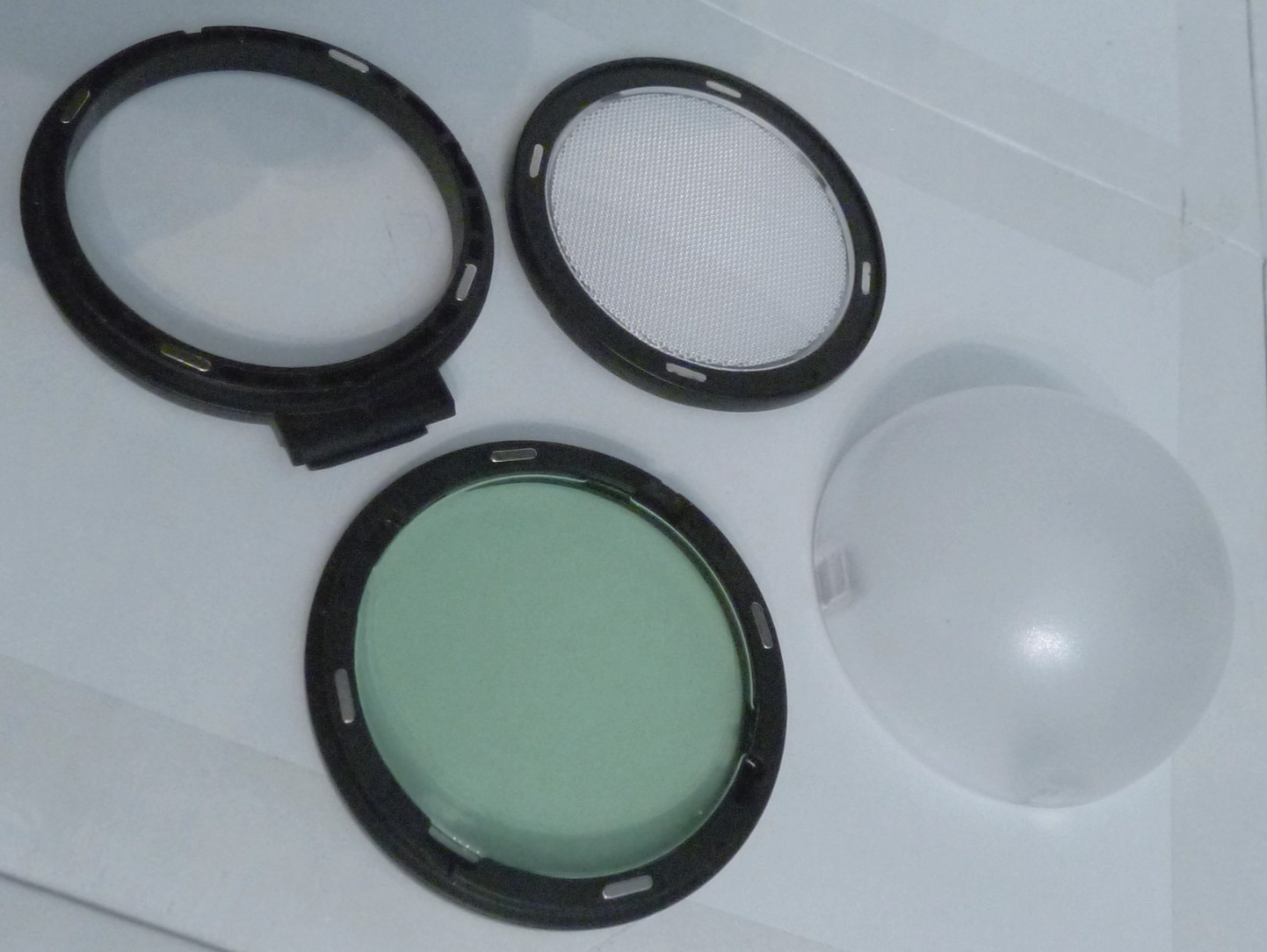 Bounce Round 3″ Head Dome With Green Filter AND Diffuser for Flash – Magnetic