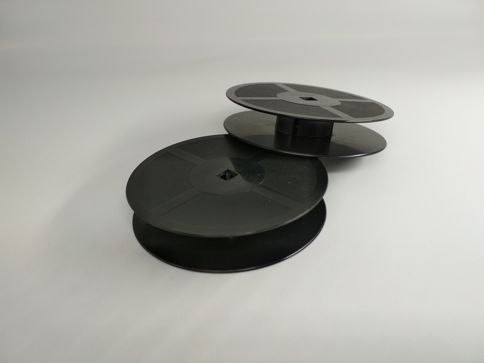 Reloadable reels for 16mm movie film, for Soviet cinema camera Kiev 16U, *632