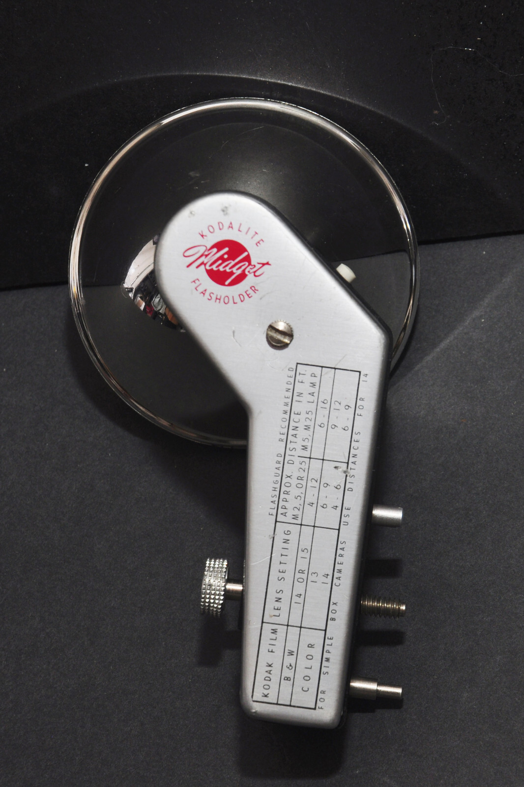 Kodalite Midget Flasholder with Lumaclad Reflector 740 flash in original box