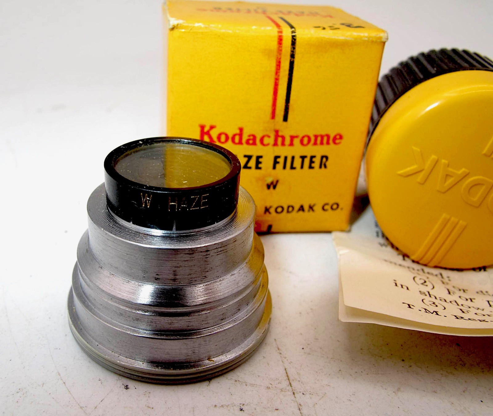 *VINTAGE* KODAK KODACHROME UV HAZE FILTER W MOUNT ADAPTER-CINE CAMERA-CASE & BOX