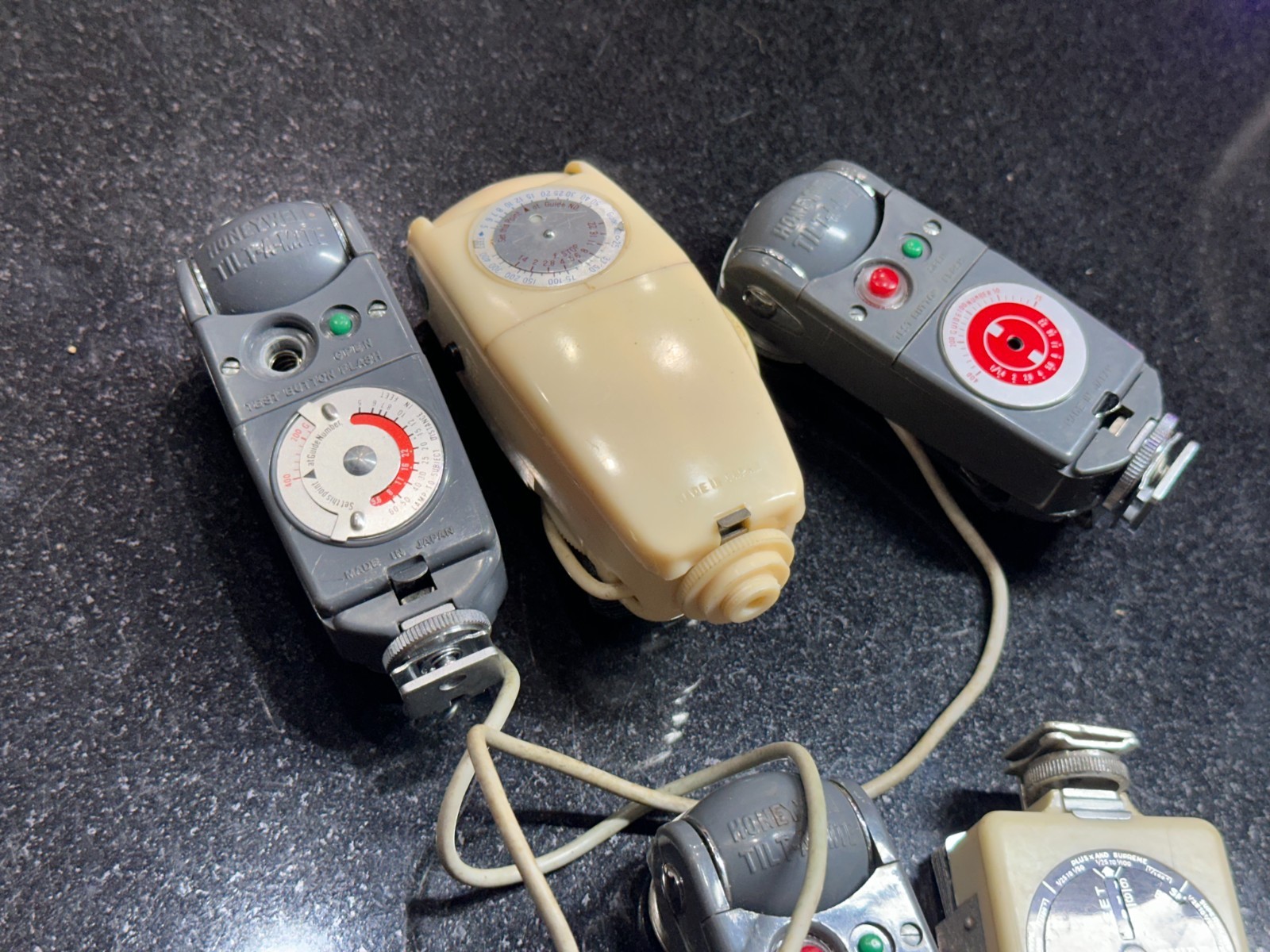 Vintage Honeywell Tilt-A-Mite Flash Lot Original Untested