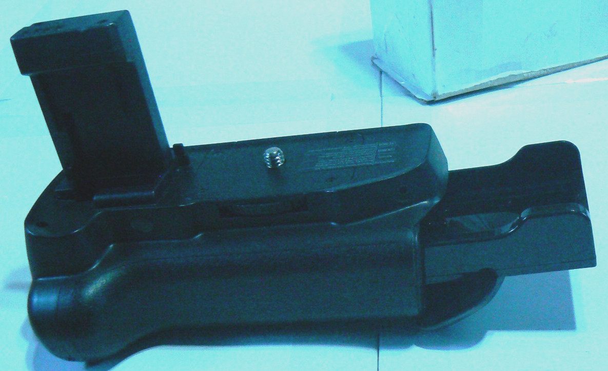 Neewer Battery Grip for Canon 1300D 1200D 100D T6 T5 T3 Cameras
