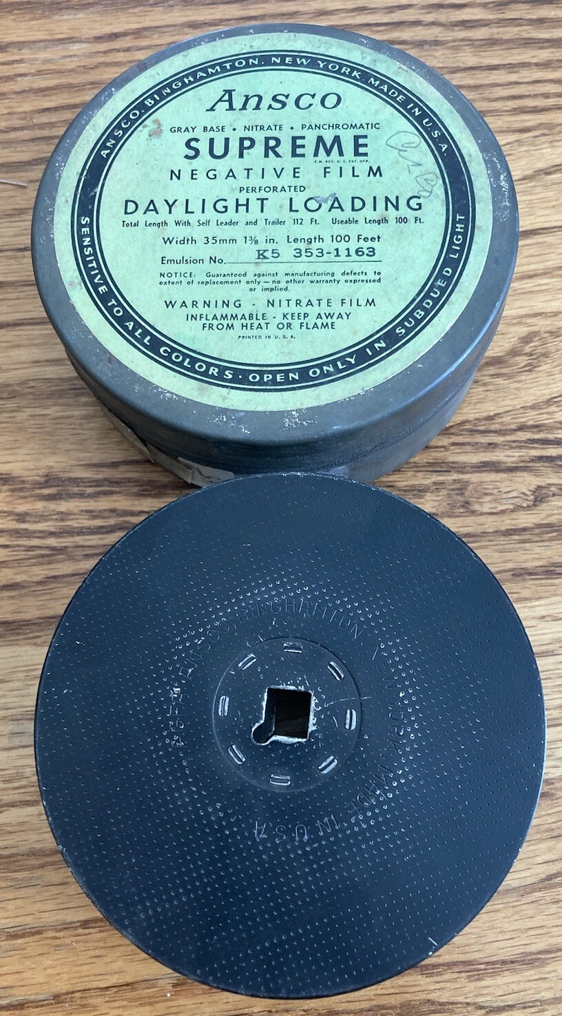 Vintage Agfa Ansco 4″ Tin Negative Film Canister 35mm 100FT with Reel
