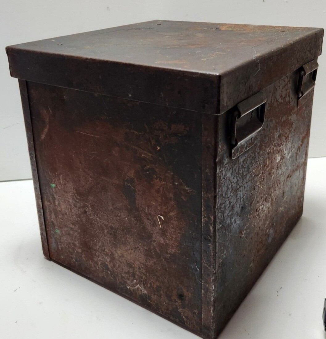 Vintage Hollywood Movie Reel Film Box ICC-32B Collectible Metal Box Decor L@@K
