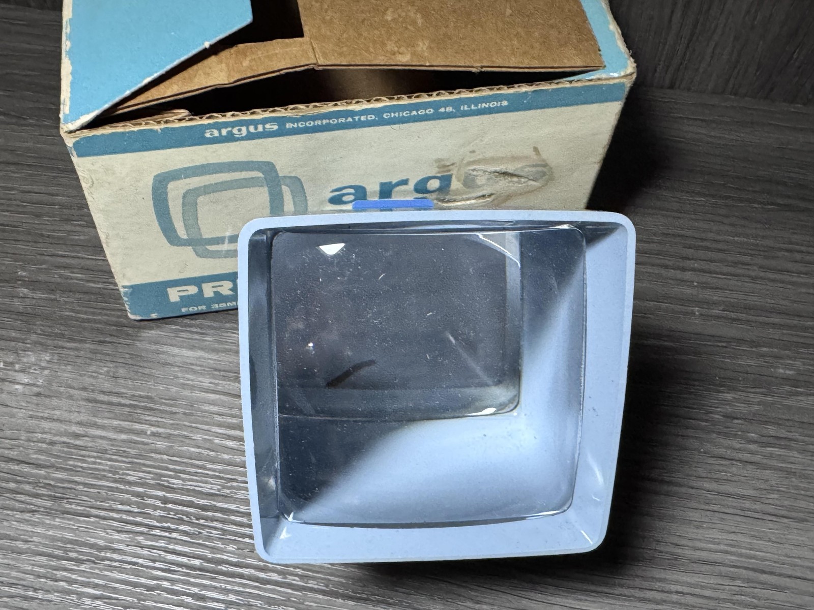 Vintage Argus Pre-Viewer IV Blue Slide Viewfinder 35mm 127 Color Slides USA