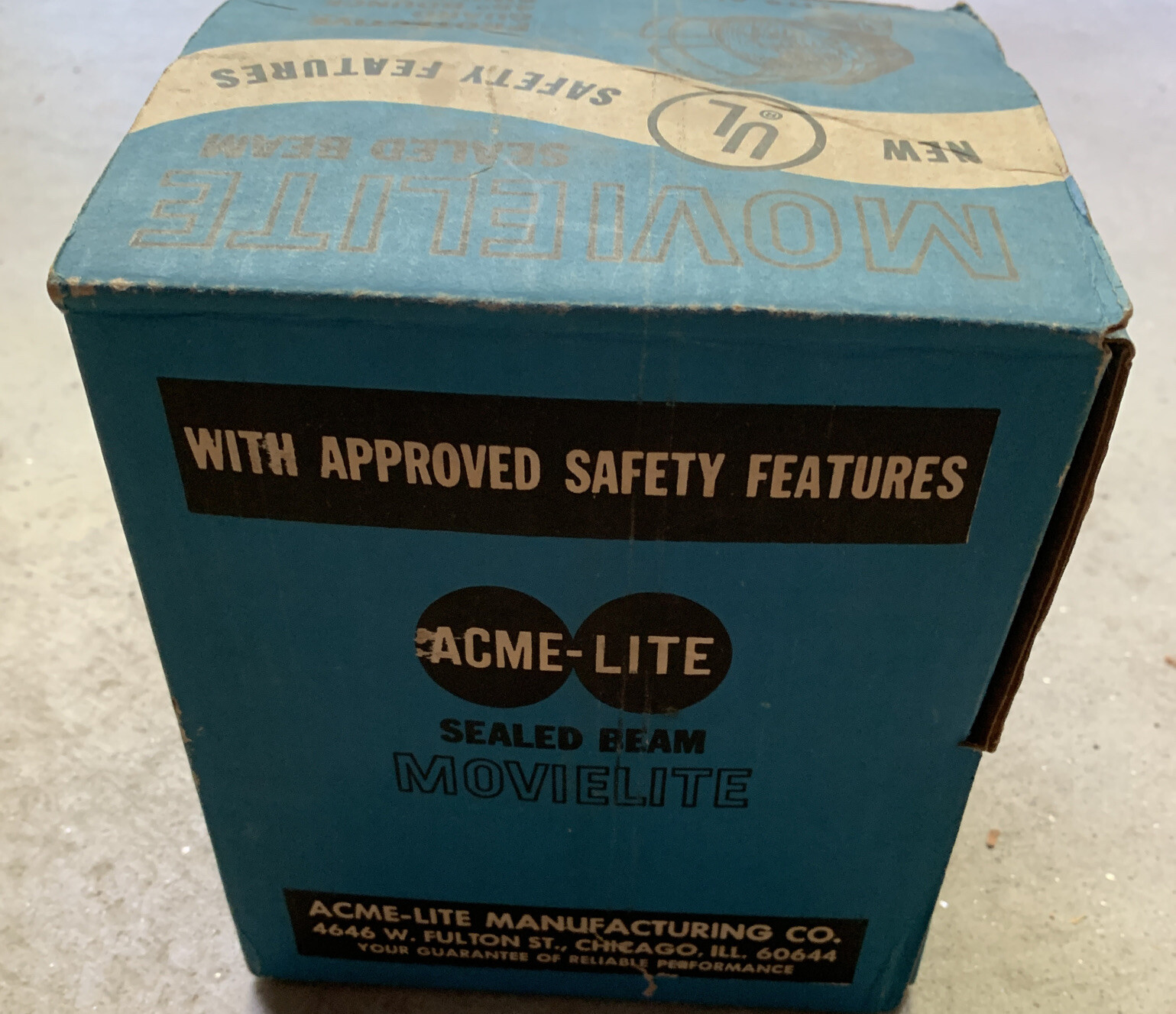 Vintage Acme Lite Sealed Beam Movielite Model Fits Super 8 Cameras 250 Watts