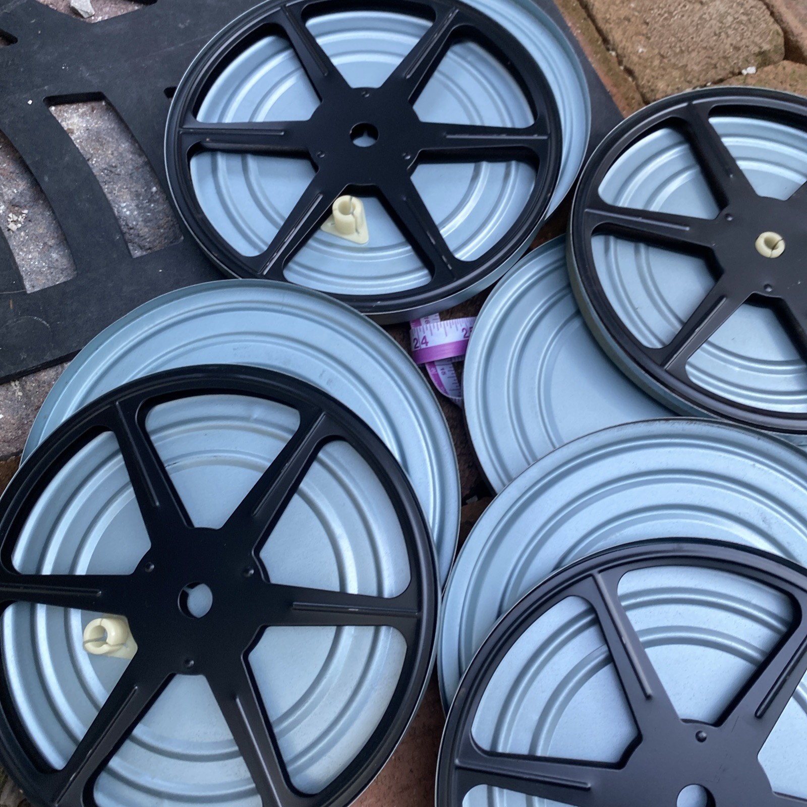 Lot Of 6 Empty Metal 8 MM Film Reels With Canisters And Carrying Case
