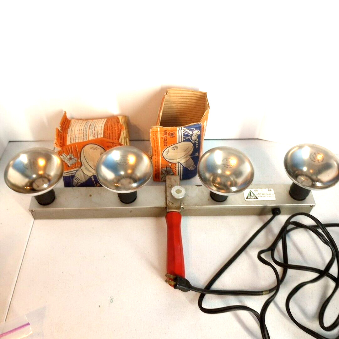 Vtg Sears Roebuck Folding Photo Movie Light Bar, 2 & 4 Lamp W 4 Vtg MOVIE BULBS
