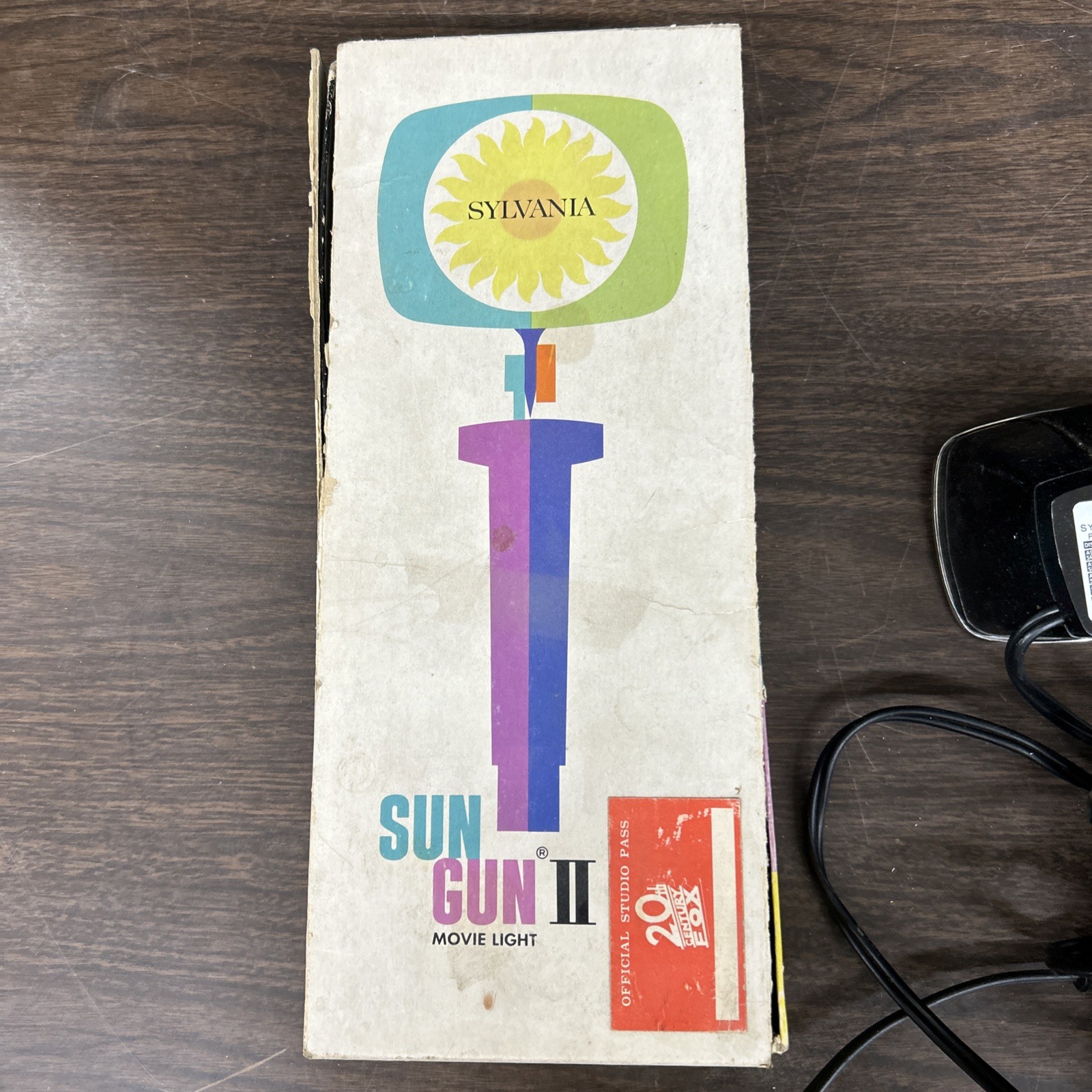 Vintage Sylvania SUN GUN II MOVIE LIGHT SG-55 w/ Original Box