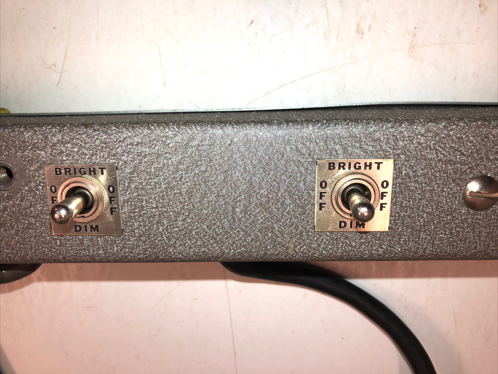 Vintage COMPACT-O-LITE Movie Photography Light Bar With Metal Case Working