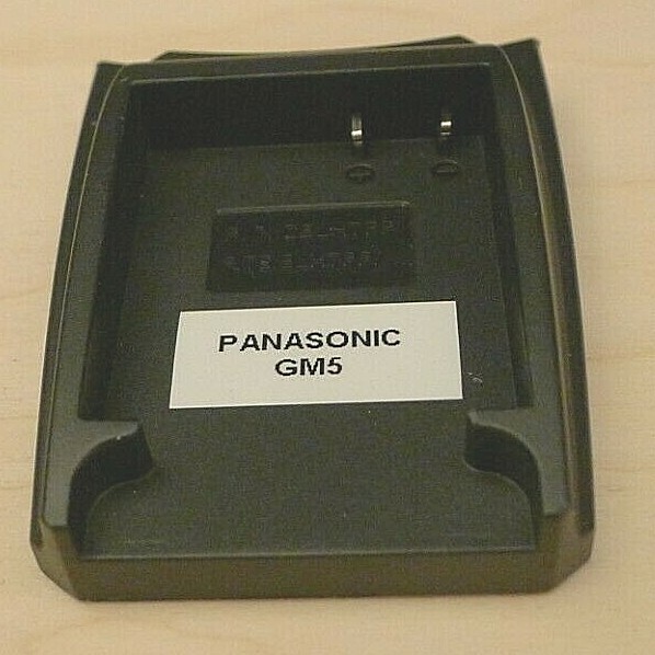 Panasonic Lumix GM5 CBLH7PP Battery Dock works with DMW-BLH7 Fits BLH7PP