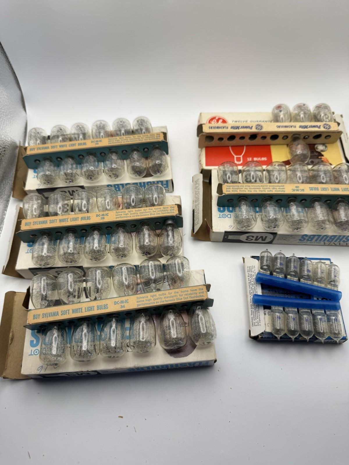 Lot of Vintage M3 And AG1 Flashbulbs In Original Packages
