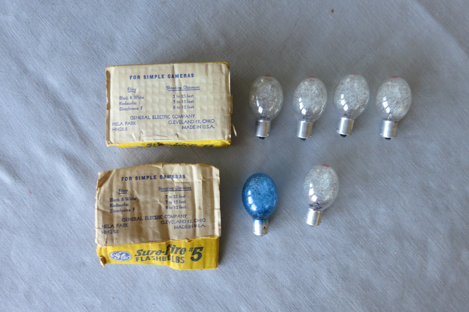 Mixed Lot of Vintage Flashbulbs