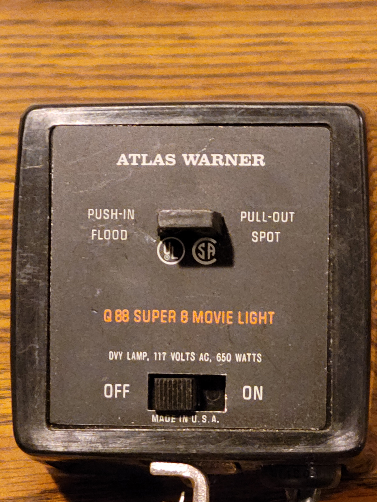 Atlas Warner Super 8 Movie Light Model Q88