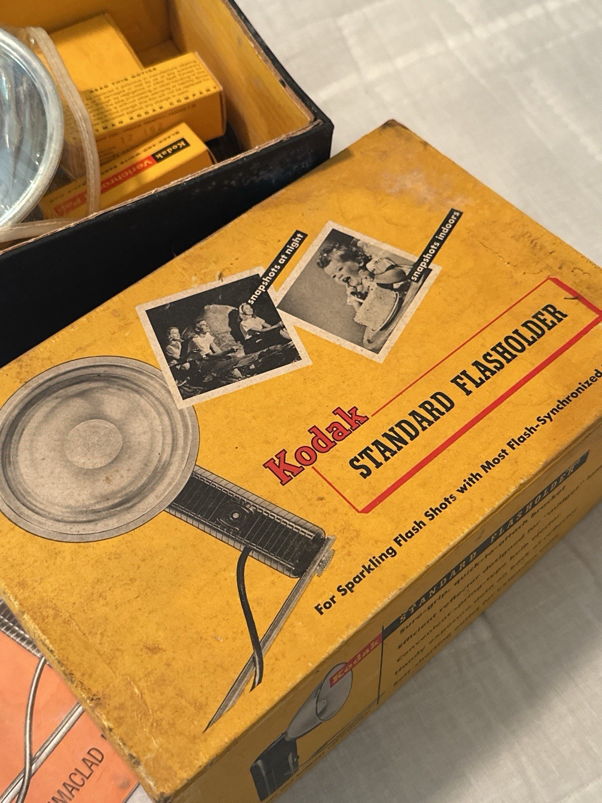 Vintage Kodak Standard Flasholder w/ Box, Manual & Flashbulbs