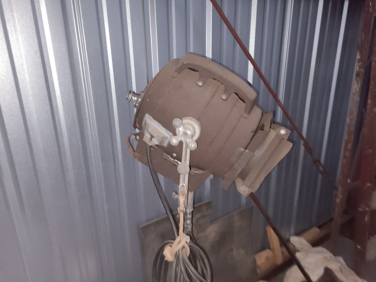 Old Hollywood Movie Studio Light – Bardwell & McAlister, Inc. FREE LOCAL PICKUP